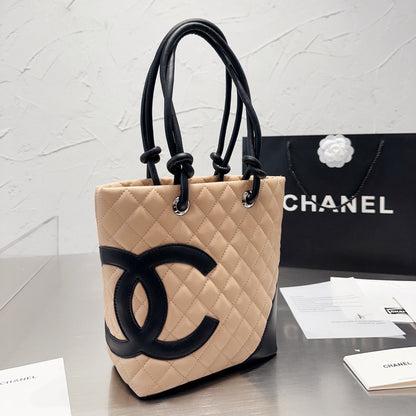 Bolso de cuero pequeño