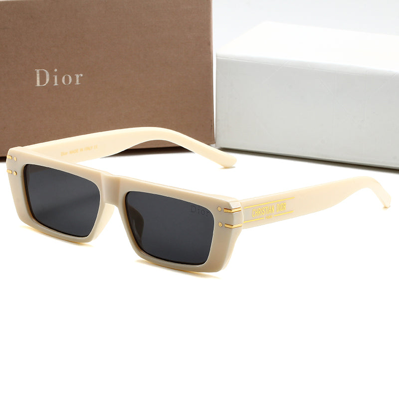 Nouvelles lunettes de soleil à petite monture