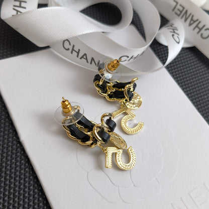 Pendientes Modernos de Piel y Metal (5 unidades)
