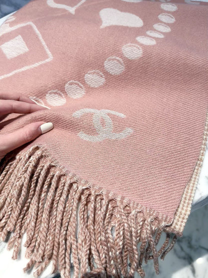 2026 New Double-Sided Cashmere Scarf – Playful Vintage Feminine Style
