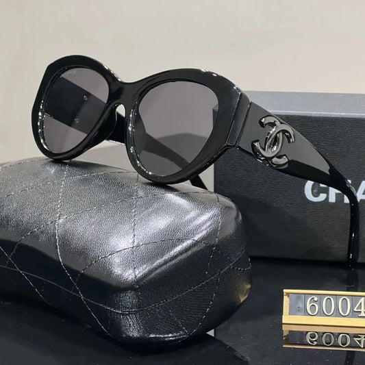 Gafas de sol clásicas de moda para mujer con protección UV