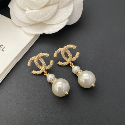 Pendientes colgantes de perlas