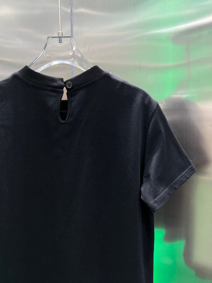 Nouveau T-shirt brodé à col rond et sequins