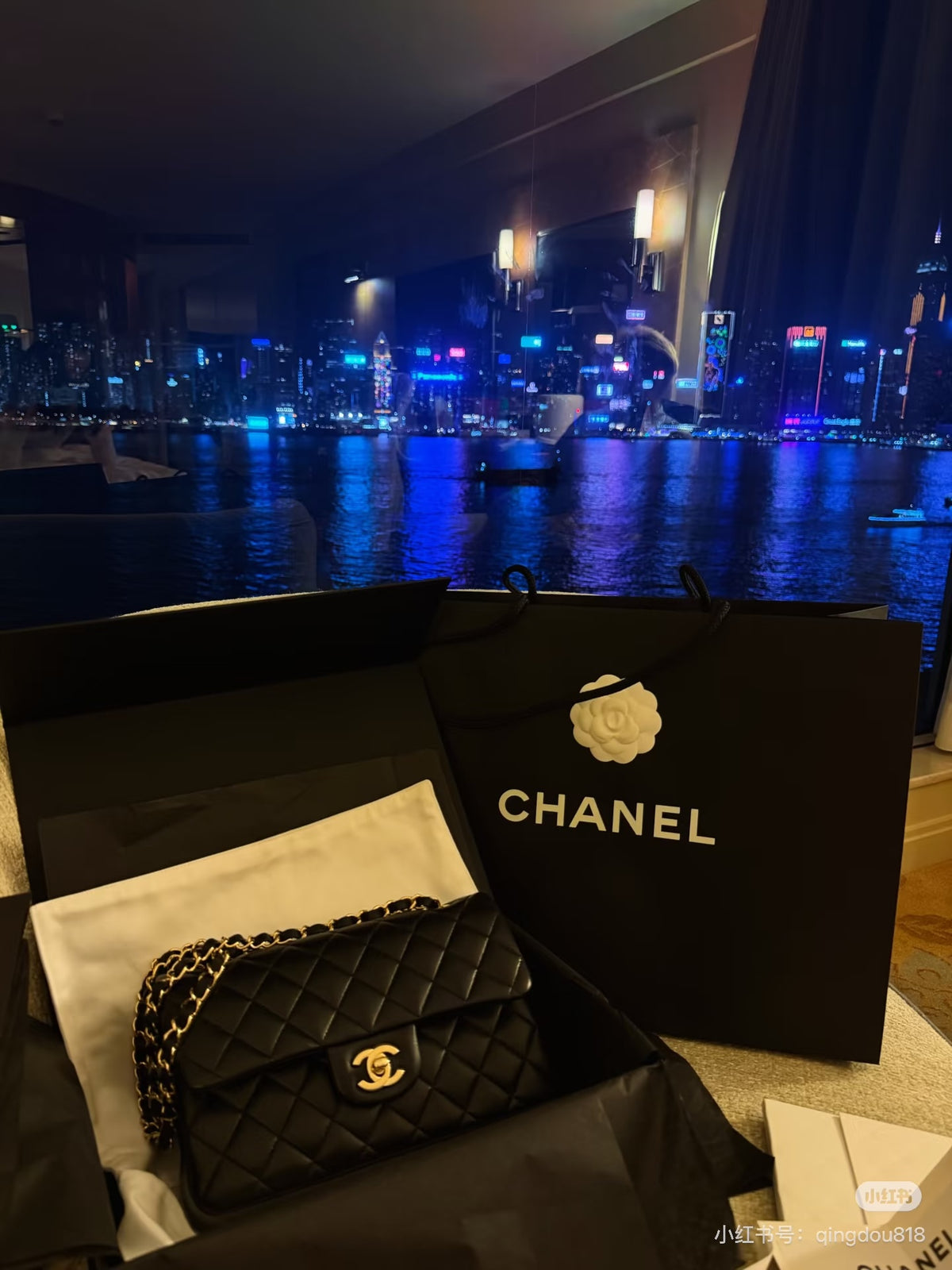 Classic Black Quilted Leather Bag | Black & Gold 🖤