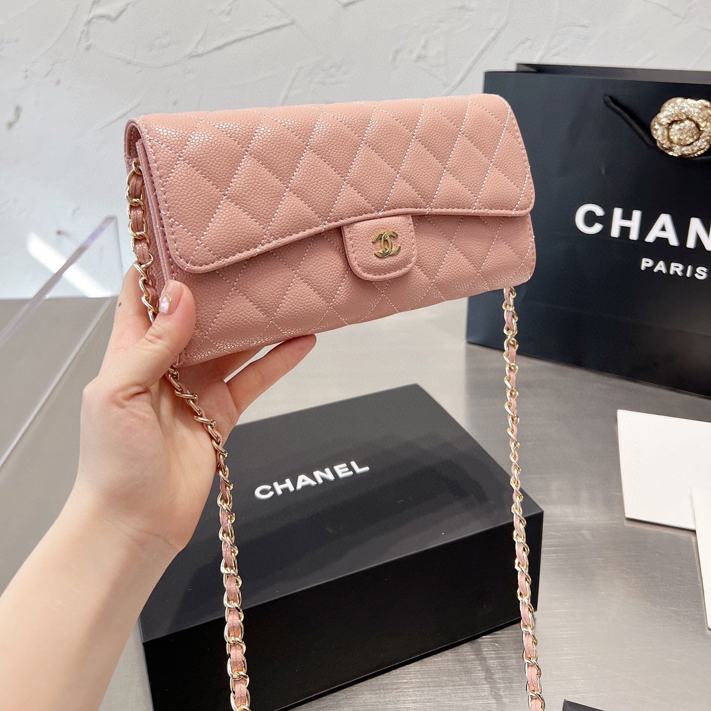 Bolso clásico de cadena pequeña