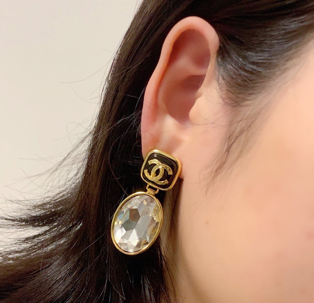 Pendientes colgantes ovalados de diamantes vintage