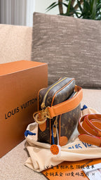 Men’s Vintage Brown Monogram Shoulder Bag