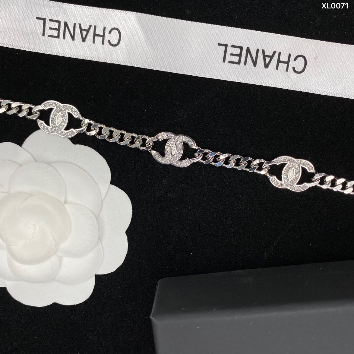 Collier Zircon Double C