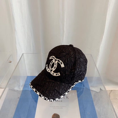 Gorra de béisbol de diseño plisado a la moda