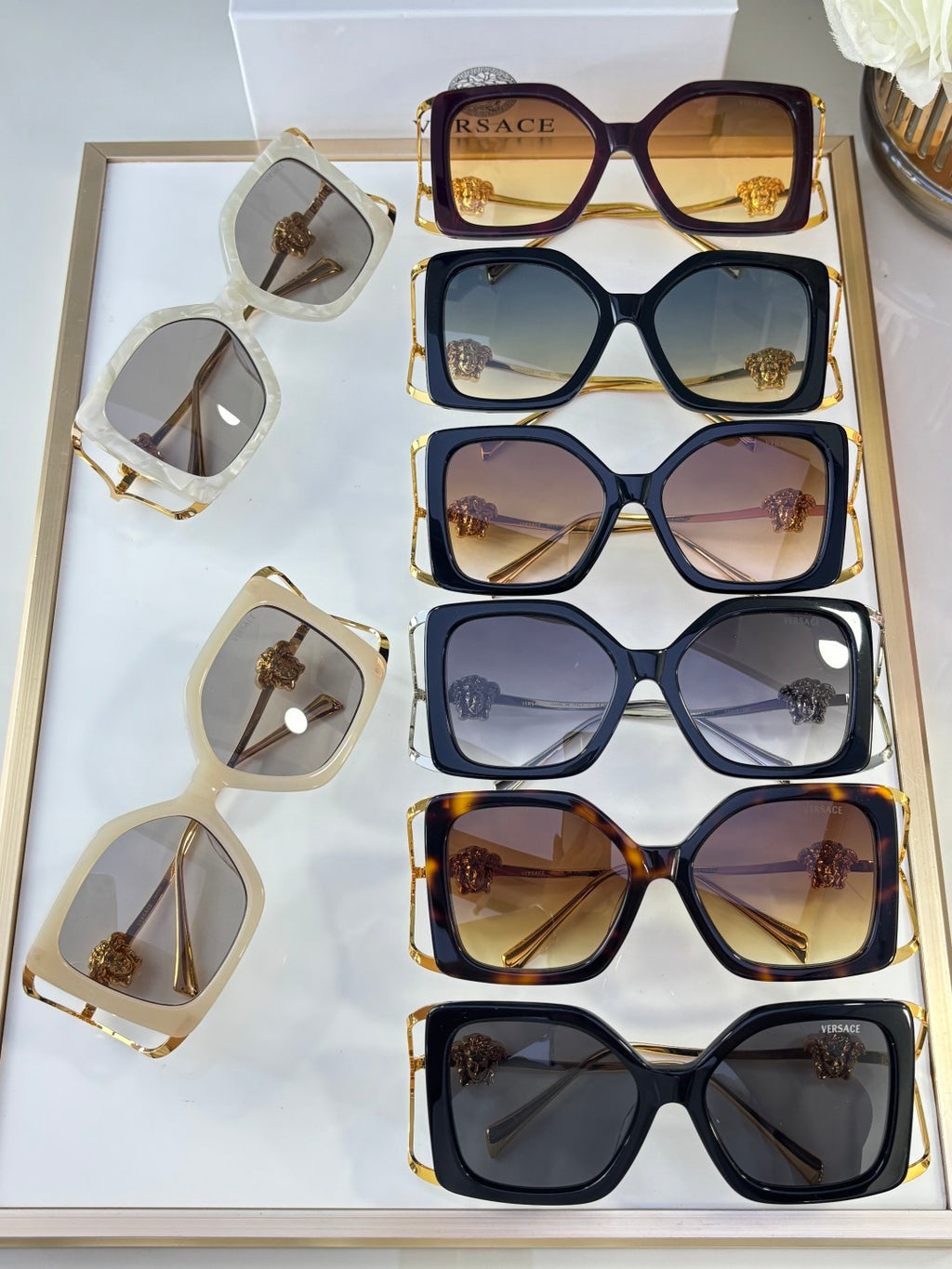 6 Color Square Chain Temple Sunglasses - VE4502U