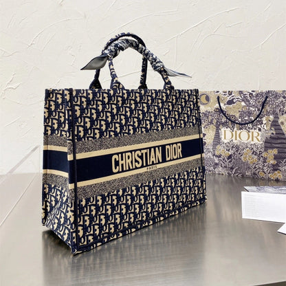 BOOK TOTE