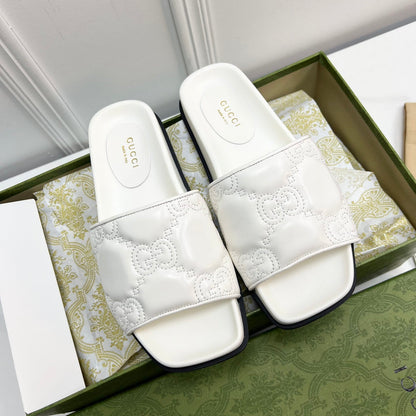 Trendy Embossed Flat Slippers