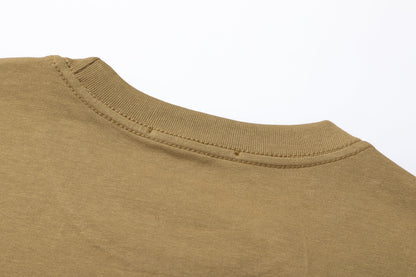 T-shirt à impression en relief