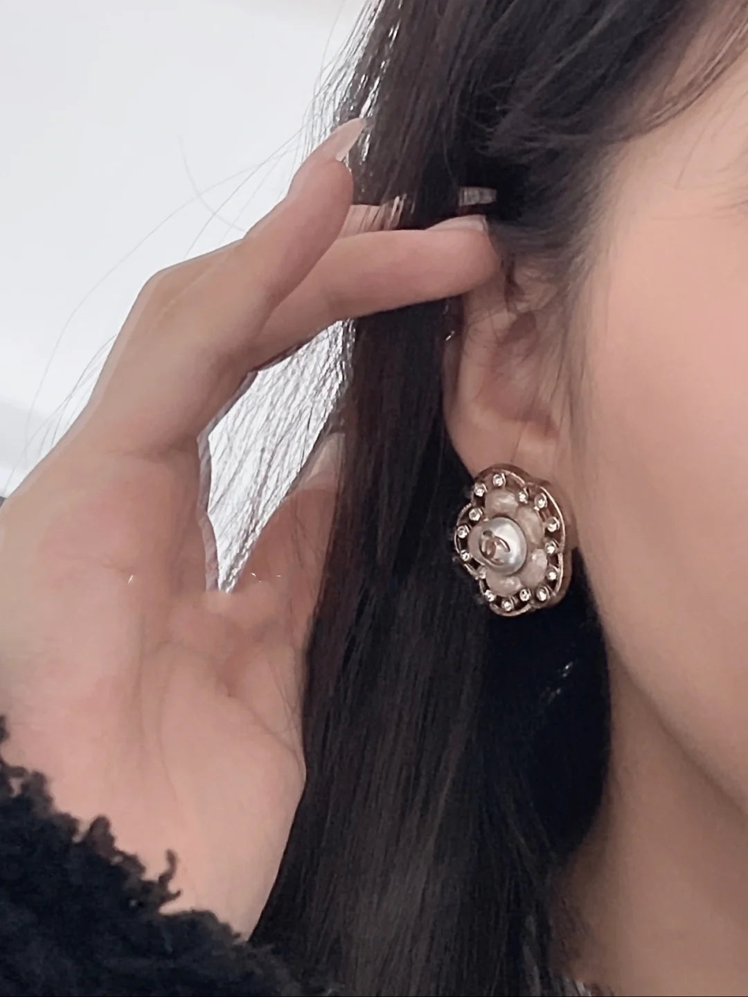 Boucles d'oreilles clous Camélia