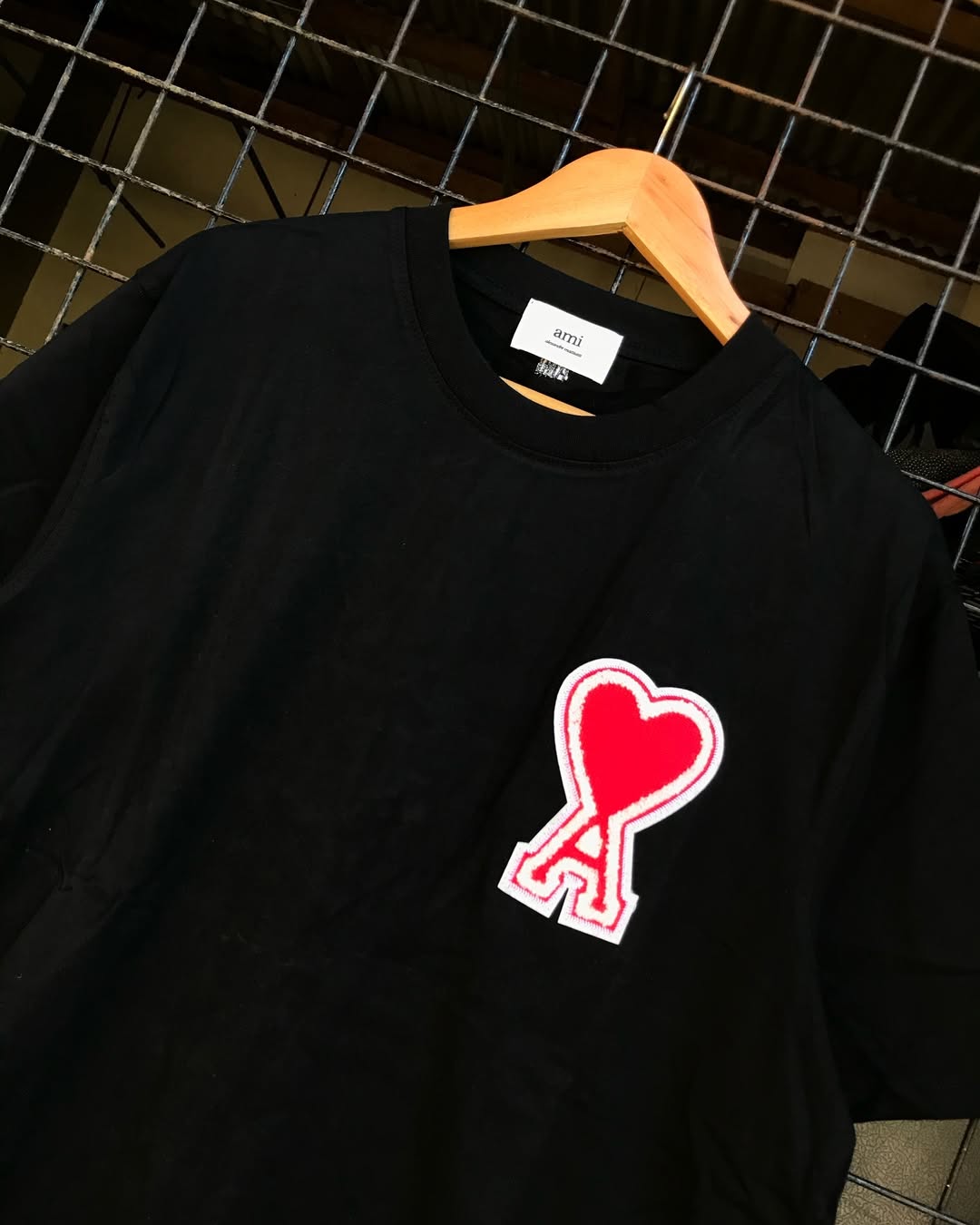 T-shirt uni à manches courtes Love