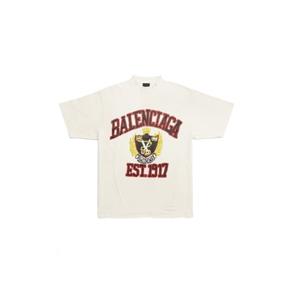 T-SHIRT D'UNIVERSITÉ À FAIRE SOI-MÊME