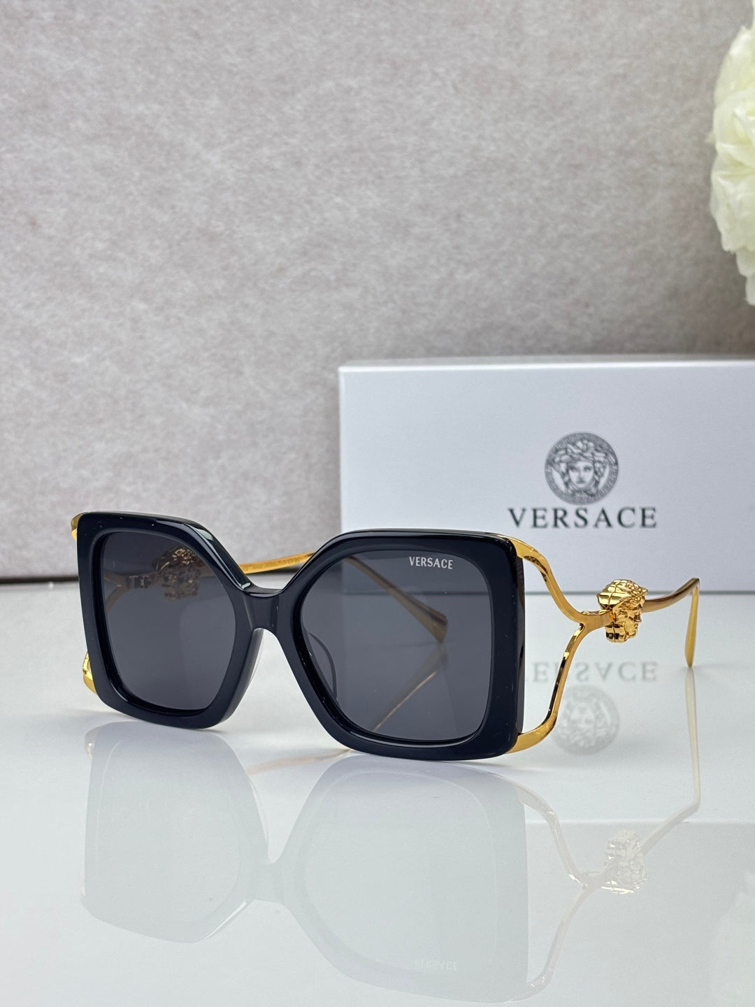 6 Color Square Chain Temple Sunglasses - VE4502U