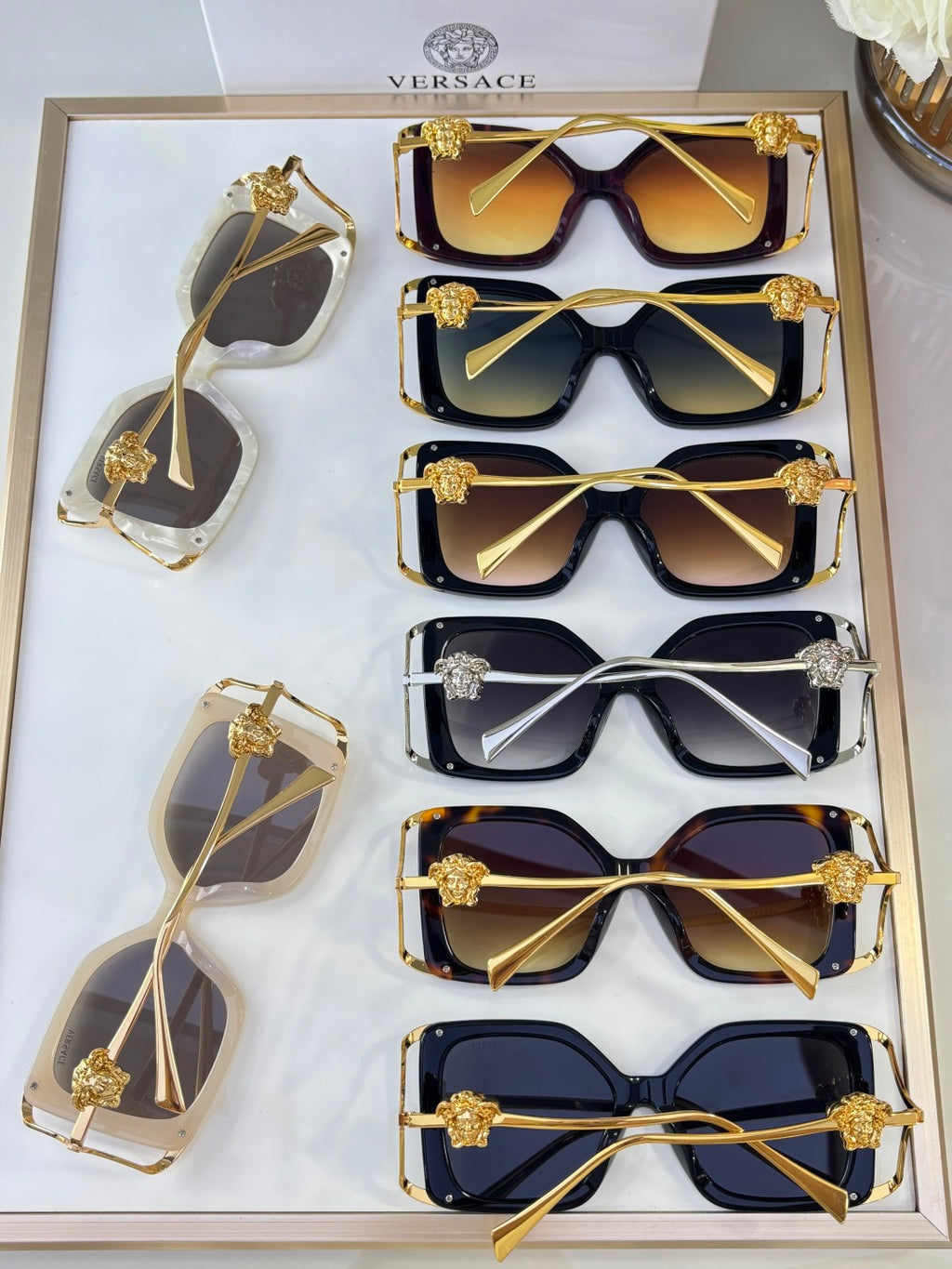 6 Color Square Chain Temple Sunglasses - VE4502U