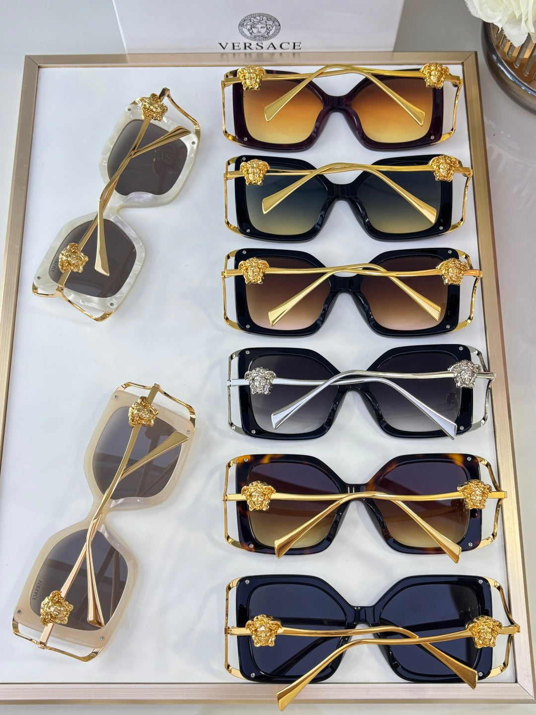 6 Color Square Chain Temple Sunglasses - VE4502U