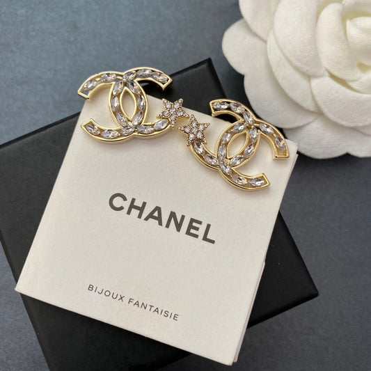 Boucle d'oreille Classique Étoile Strass