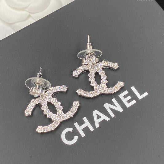 Pendientes de Zirconia con Diseño Floral
