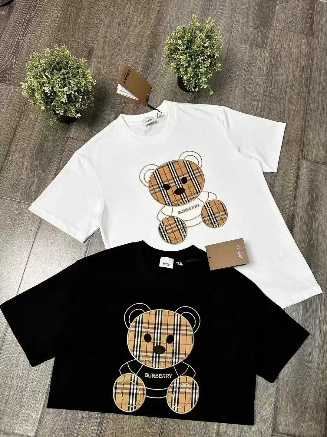 T-shirt brodé ours