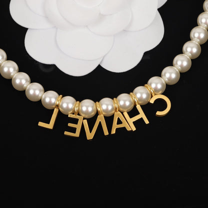 Collier Pendentif Lettre Perle