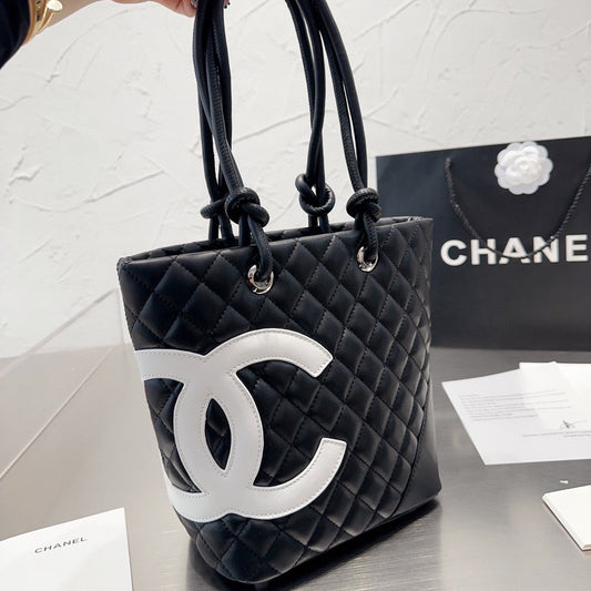 Bolso de cuero pequeño