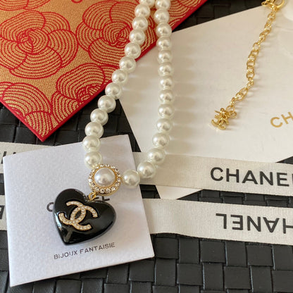 Aretes y collar Corazón Negro