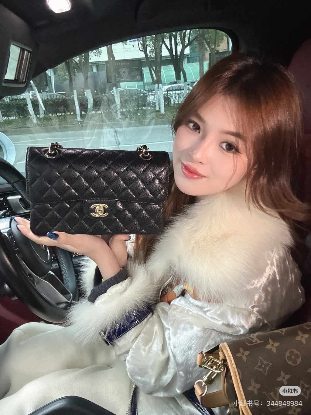 Classic Black Quilted Leather Bag | Black & Gold 🖤
