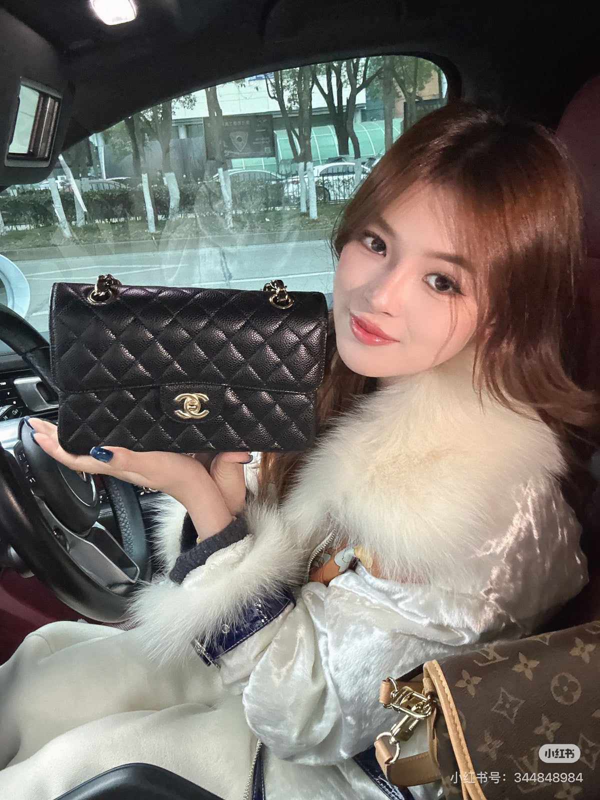 Classic Black Quilted Leather Bag | Black & Gold 🖤