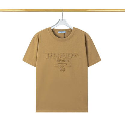 T-shirt à impression en relief