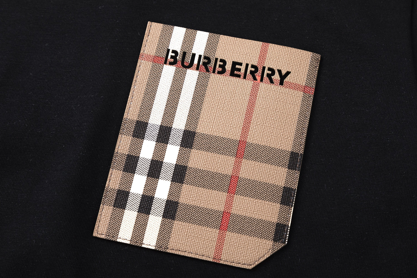 T-shirt à carreaux classique