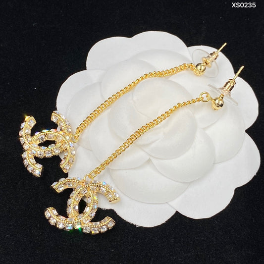 Boucles d'oreilles pendantes longues en cristal et diamant