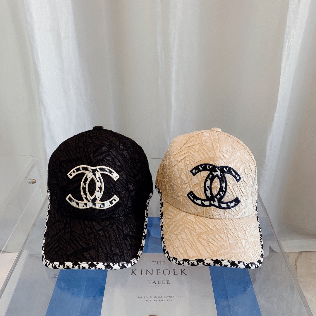 Gorra de béisbol de diseño plisado a la moda
