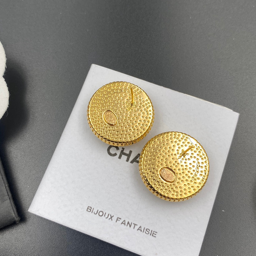 Pendientes de botón redondos elegantes con bloques de color