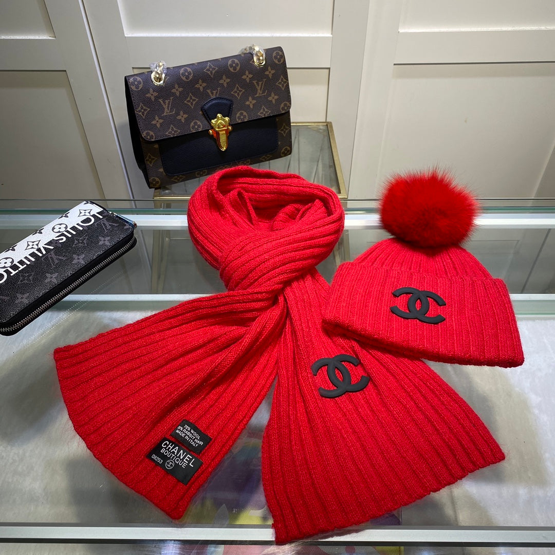 Ensemble Bonnet et Écharpe Tricotés Verticaux Élégants