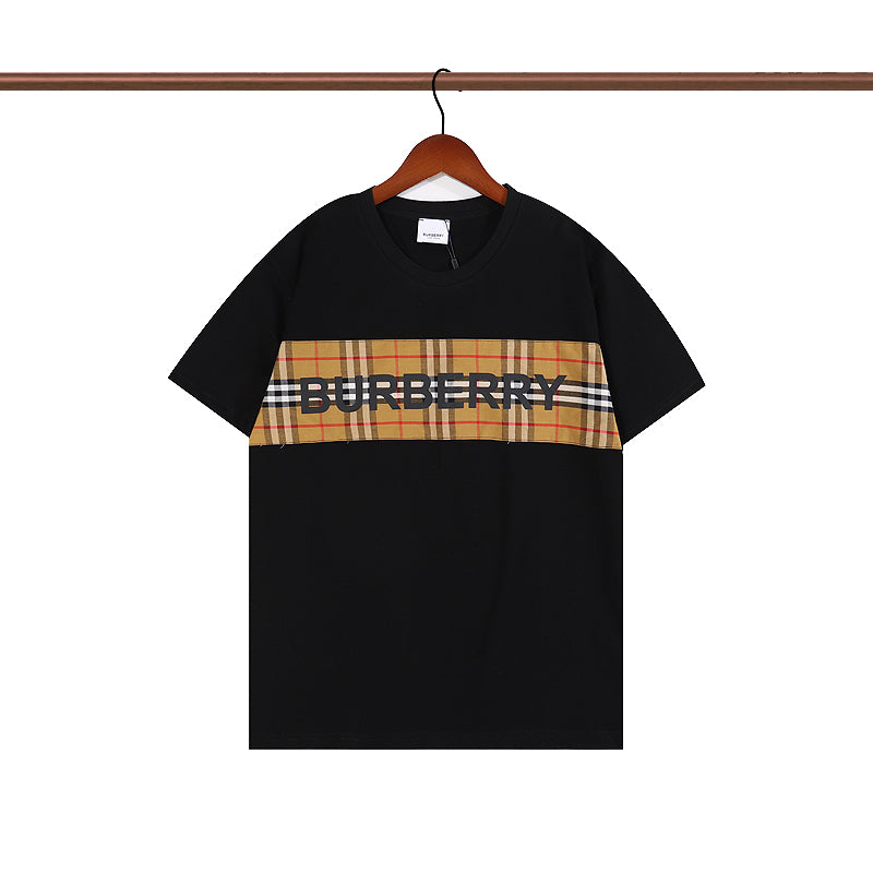 T-shirt classique à motif à carreaux