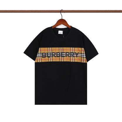 T-shirt classique à motif à carreaux