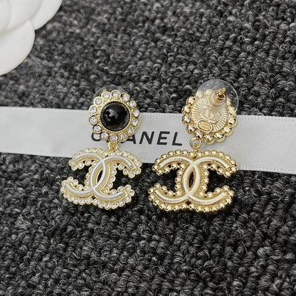 Pendientes de Diamantes y Cristales de Flores