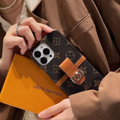 Étui en cuir pour cartes à bouton-pression en métal
