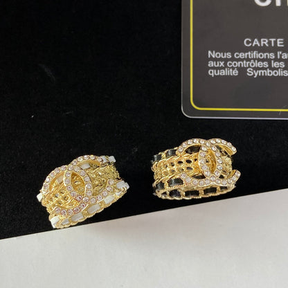 Bague en cuir avec lanière de tempérament
