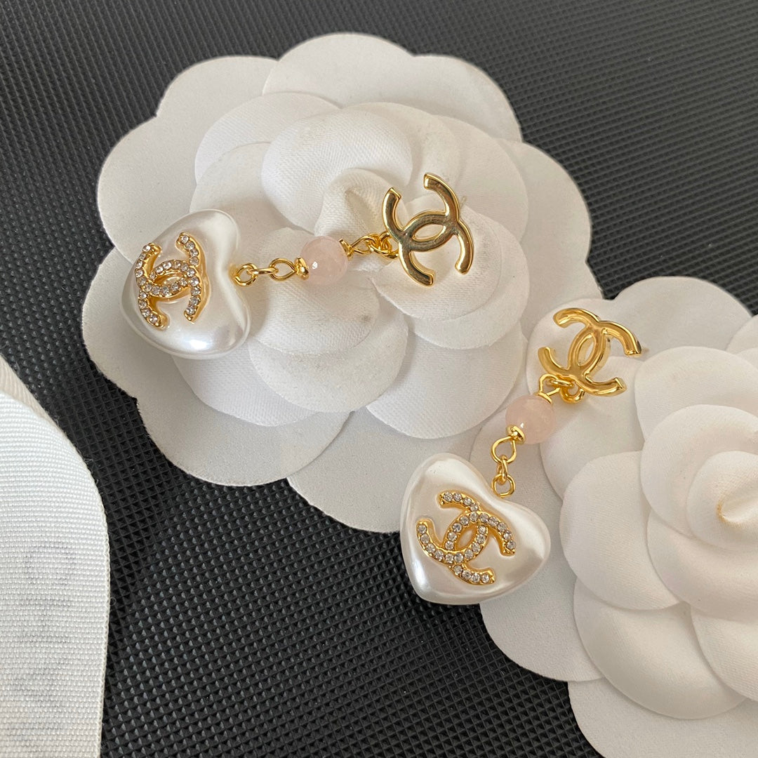 Boucles d'oreilles cœur en verre nacré de qualité supérieure