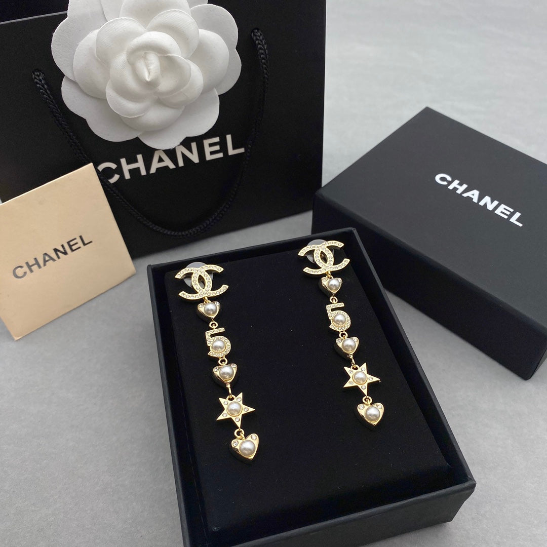 Pendientes Largos de Perlas con Elemento de Corazón y Estrella