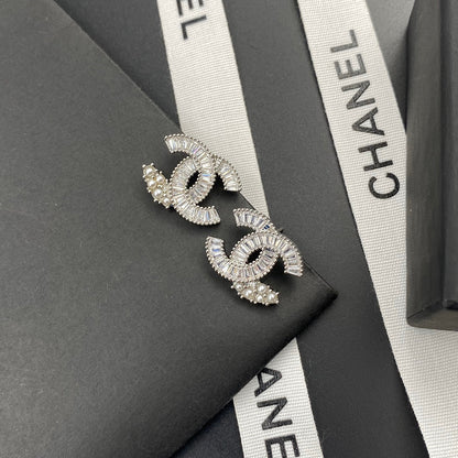 Pendientes de perlas de cristal