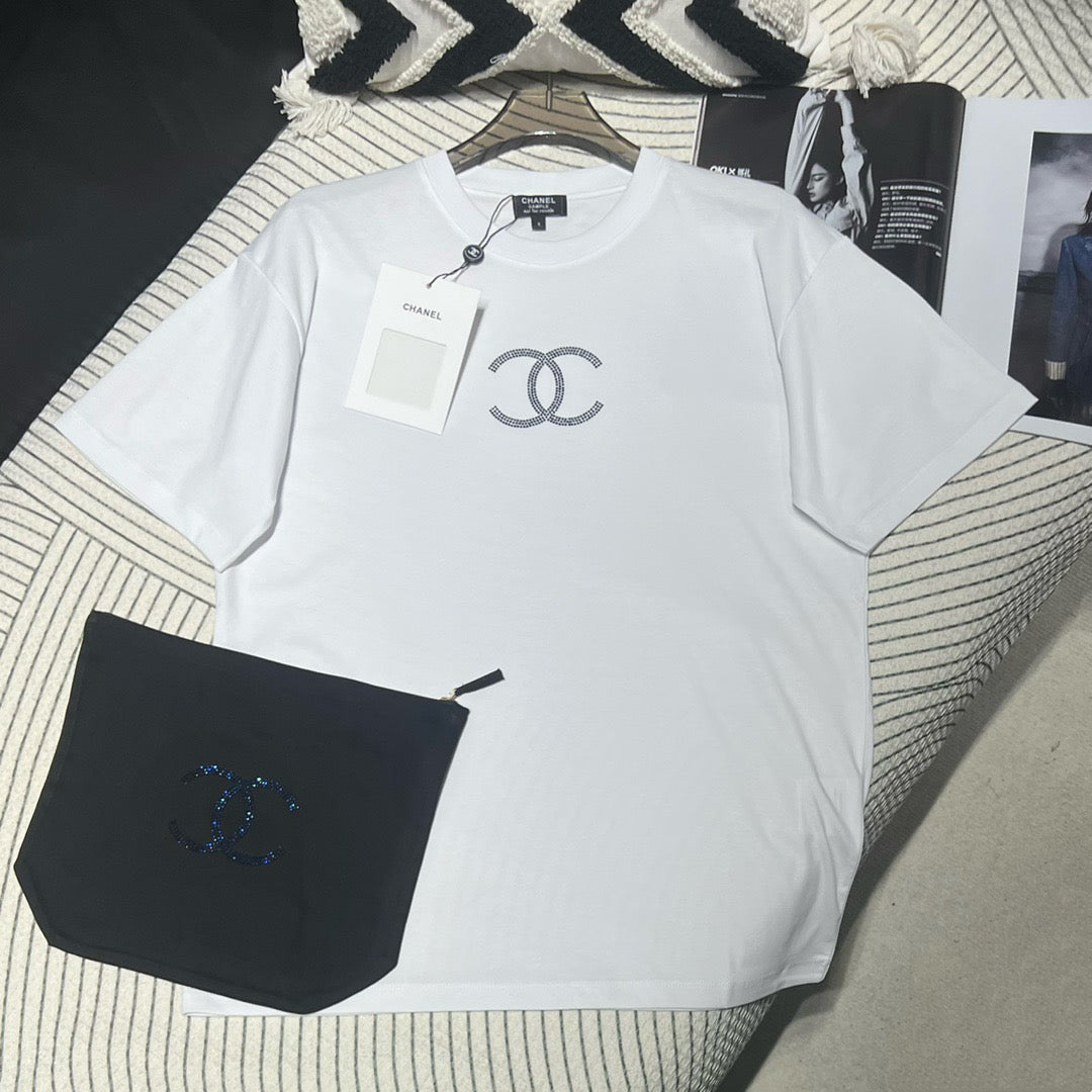 T-shirt d'été orné de strass