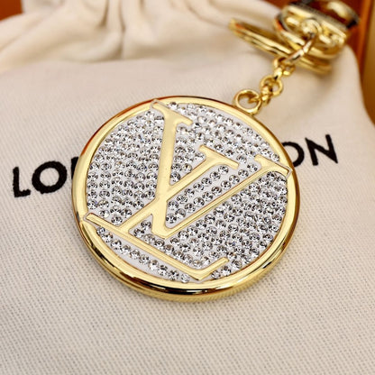 Porte-clés pendentif rond entièrement serti de diamants