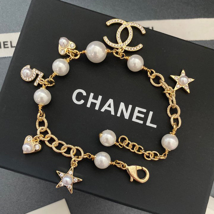 Bracelet pendentif Lucky 5 étoiles