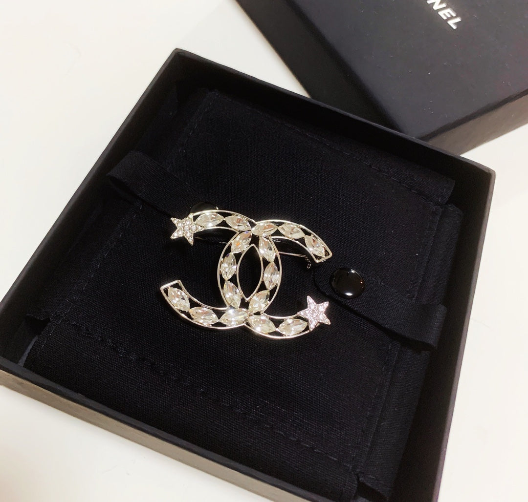 Broche Étoile Marquise