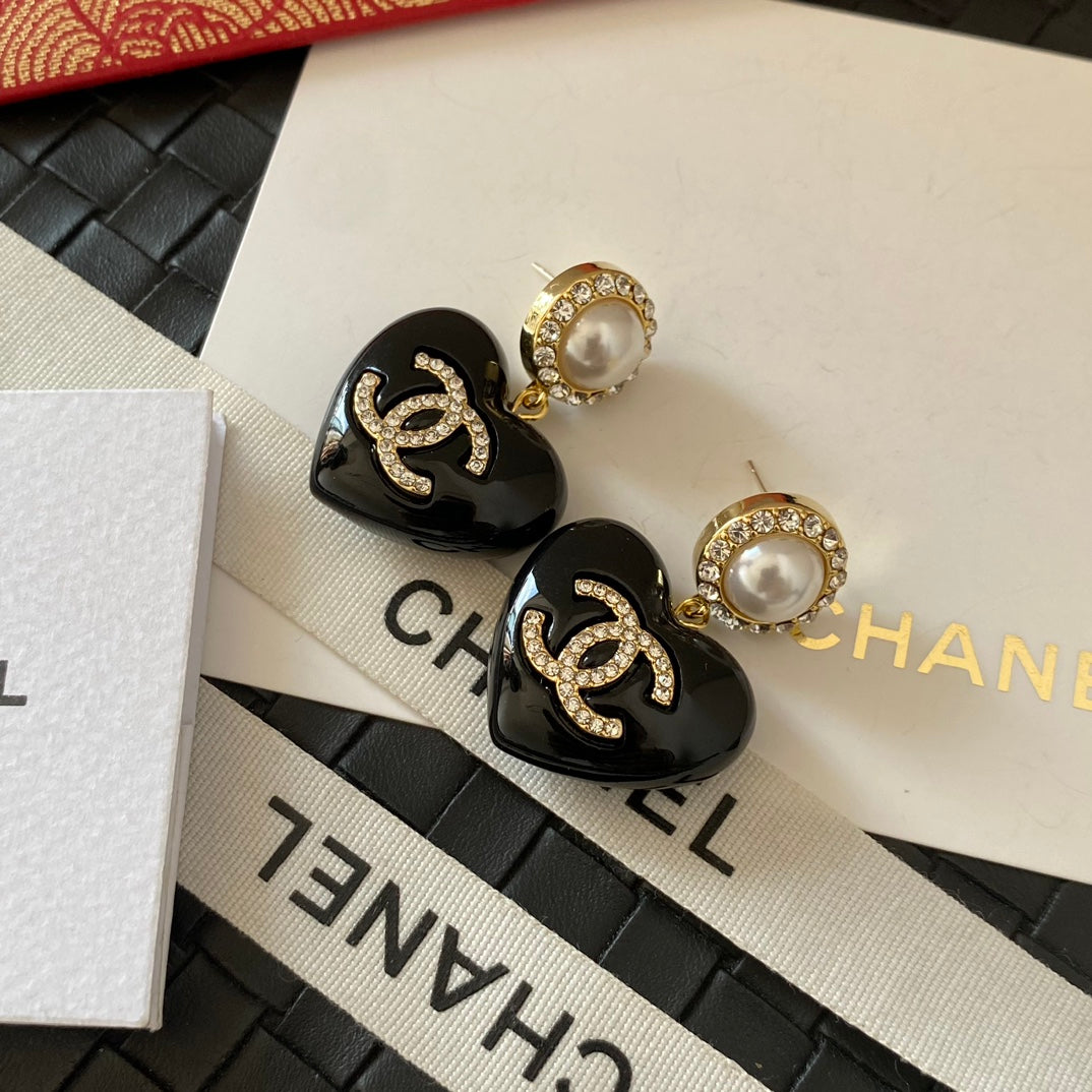 Aretes y collar Corazón Negro